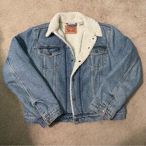 levi's trucker denim jacket
